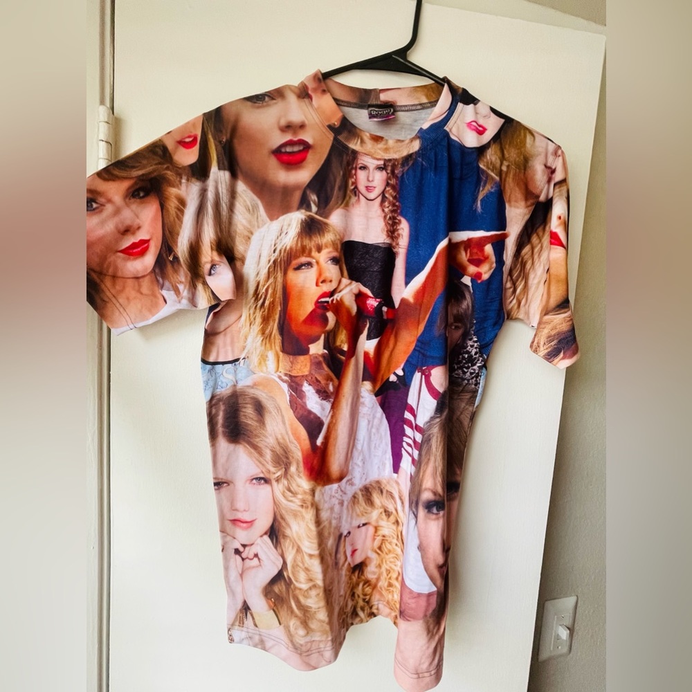 Taylor Swift Rage On Face Collage T-Shirt